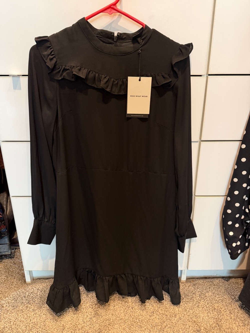 Who What Wear Black Ruffle-Trim Long Sleeve Shift Dress